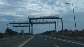 Парламентът одобри въвеждането на тол-системата и електронните винетки