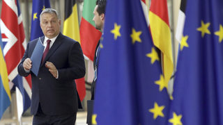 Орбан обяви завой на ЕС към "нелиберална християндемокрация" през 2019 г.