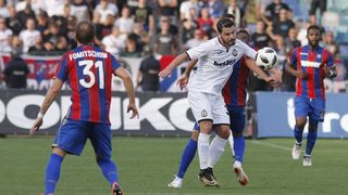 "Славия" напусна Европа след поражение от "<span class="highlight">Хайдук</span>"