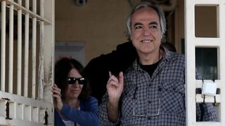 Гръцкото правителство премести терористи в "затвор-ферма"