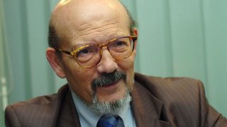 Проф. Спиридон ПАРАСКЕВОПУЛОС: Последвайте примера на Ирландия, не на Гърция 