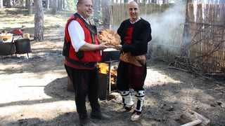 Снимка на деня: Цветанов с носия на сватбата на <span class="highlight">Бен</span> <span class="highlight">Крос</span> в Жеравна