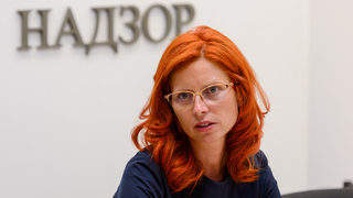 Защо кабинетът не може да уволни <span class="highlight">Ралица</span> <span class="highlight">Агайн</span>