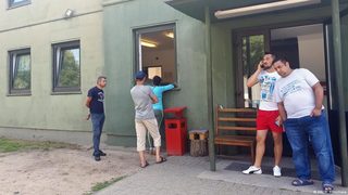 Нов живот поне за няколко години: какво разказват българи, работещи в чужбина
