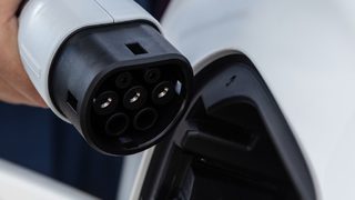Изложение в столичен мол събира най-хитовите електромобили на едно място