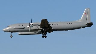 Руски военен <span class="highlight">самолет</span> изчезна край Сирия по време на френско-израелски удари