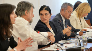 Медийният закон на Пеевски бил пипане с кадифени ръкавици