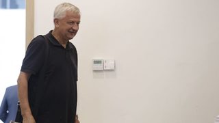 "Локомотив" (Пловдив) ще започне да се самоиздържа, заяви собственикът на клуба