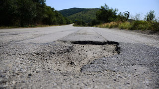 С над 5.5 млн. лв. от ЕС ще се рехабилитират 7 км от пътя Берковица - Монтана