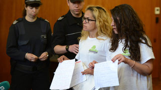 Иванчева и Петрова остават в ареста