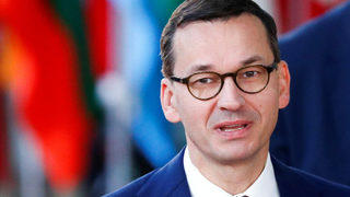 Полският премиер обвини медиите с германски капитал, че атакуват властта