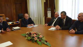 Вътрешното министерство ще подпомогне защитата на двама от граничарите, съдени в Турция