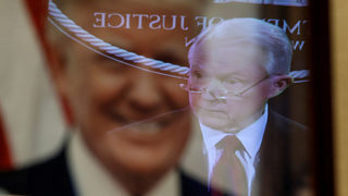 Тръмп уволни главния прокурор и министър на правосъдието