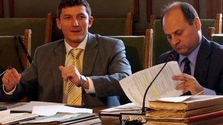 Шестима от евролистите са свързани с тоталитарните служби 