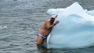 Петър Стойчев е сред номинираните за най-добър плувец в открити води
