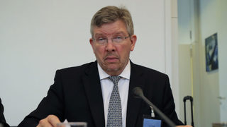 Формула 1 се нуждае от по-голяма конкуренция, смята Рос Браун