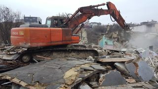 Варна се подготвя да събори нови 200 къщи в гетото "<span class="highlight">Максуда</span>" преди изборите догодина