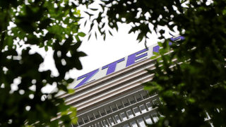 САЩ обяви и <span class="highlight">ZTE</span> за заплаха за националната сигурност
