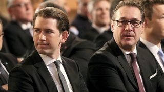 "Скитащият университет на Сорос" раздели управляващите в Австрия