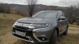 Фоторазказ: "Мицубиши Аутлендър" след последния <span class="highlight">фейслифт</span>