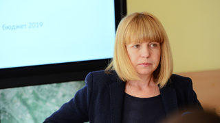 До дни Столичната община ще знае колко гранитни павета съхранява, обяви Фандъкова