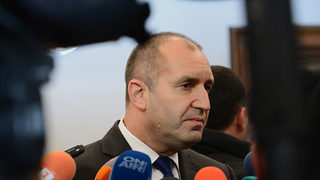 Президентът сезира Конституционния съд за текстове от Закона за бюджета за 2019 г.
