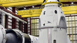 SpaceX изстреля ракета носител с американски военен сателит