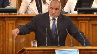 Цитат <span class="highlight">на</span> деня: Ако е било лесно, комунистите да са направили дъги, тангенти и всичко останало