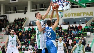 "<span class="highlight">Балкан</span>" разби "Левски Лукойл" и го засили към изхода на Европа