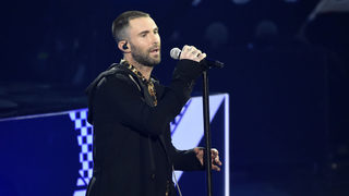 Полемиката за шоуто на почивката на Супербоул приключи с избора на Maroon 5