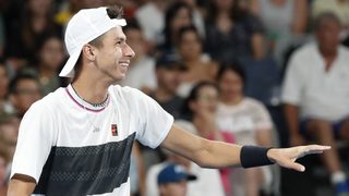 Участник с "уайлд кард" изхвърли Доминик Тийм от Australian Open