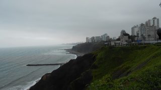 Фотогалерия: Разходка в бляскавата Лима