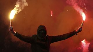 Ще се справят ли Васил Божков и "Левски" с войната между феновете
