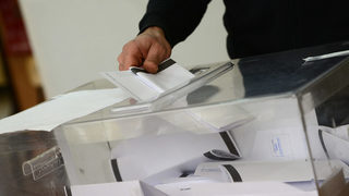 На евроизборите ГЕРБ ще получи 34.8%, БСП - 33.1%, показа проучване