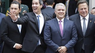 Гуайдо все още е президент без държава