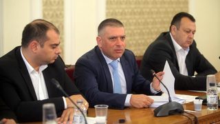 Управляващите и ДПС предлагат синдиците на КТБ да продават активи без първоначална цена