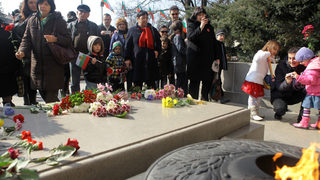България празнува деня на Освобождението