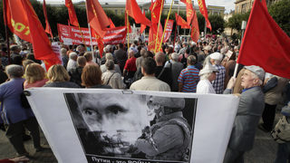 В Русия се надига гняв срещу "вечната бедност"