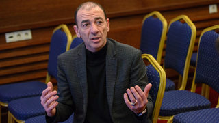 Аз съм си аз - това е положението, каза пред "Дневник" Димитър Маринов