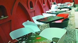 The red cafe