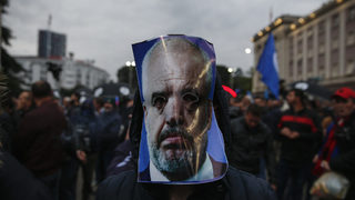 Протестиращи и полицаи бяха ранени при антиправителствена демонстрация в Албания