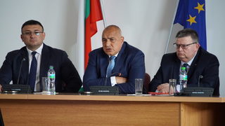 Прокуратурата и МВР започнаха мащабна кампания срещу телефонните измамници
