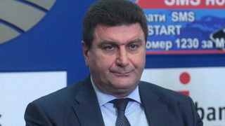 Валентин Златев излиза от оперативното ръководство на "Лукойл България"