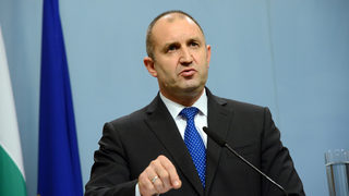 Румен Радев предложи да се разследват и подставени лица на политиците в чужбина