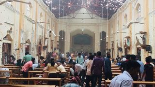 Серия атентати в църкви и хотели в Шри Ланка навръх Великден, жертвите са над 100