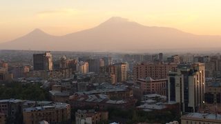 Магичен залез над Ереван