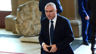 <span class="highlight">Марешки</span> ще бъде глобен за търговска реклама с политически внушения