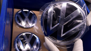 Volkswagen с ръст на приходите и спад на печалбата