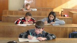 В София двама седмокласници се борят за едно място в елитна <span class="highlight">гимназия</span>