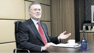 Кенет ЛЮИС: В банковия сектор в Западна Европа все още има много шансове